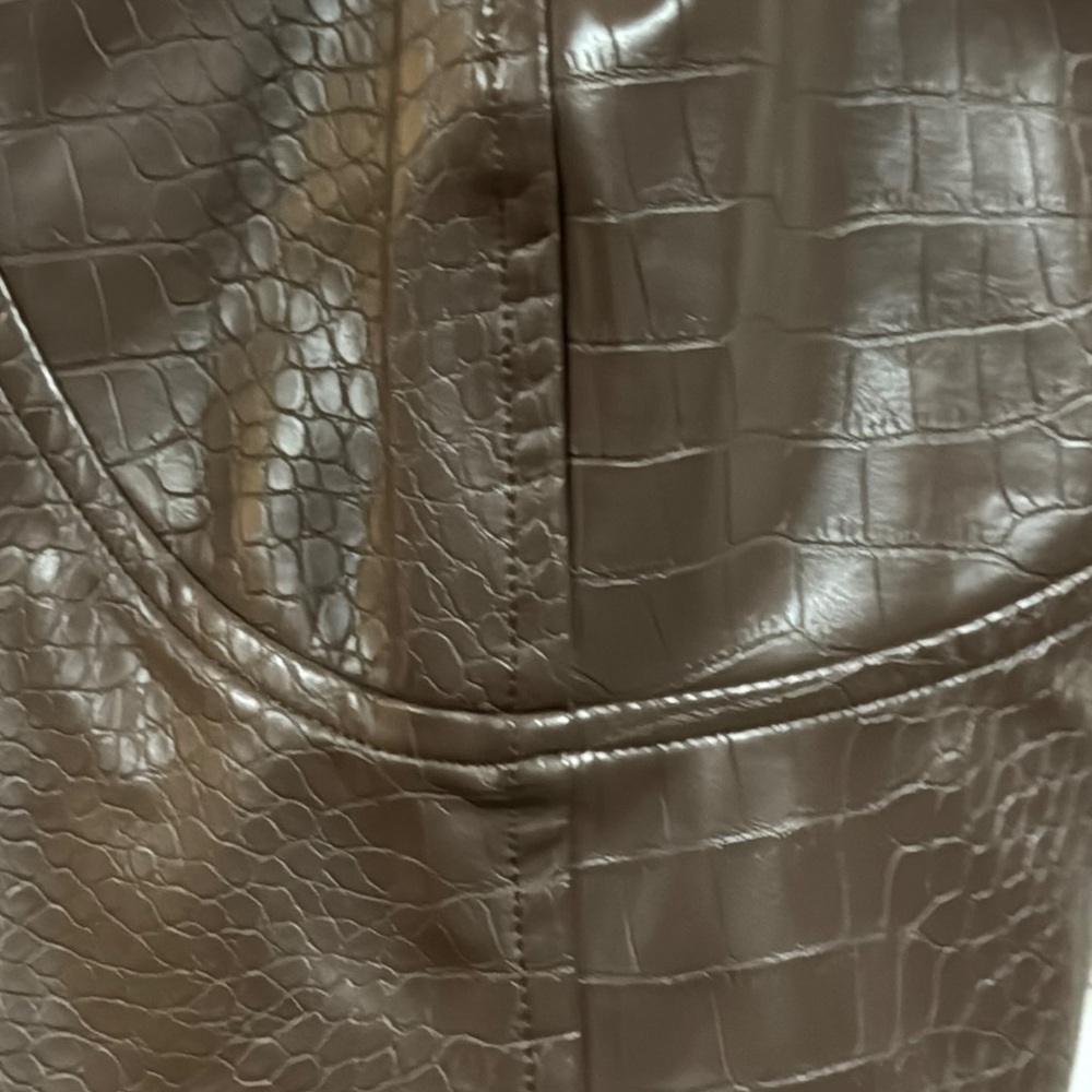 Express Body Contour Croc Faux Leather Corset Cropped TopTop - Picture 4 of 6